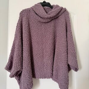 Romeo & Juliet Couture Plush Lavender Poncho